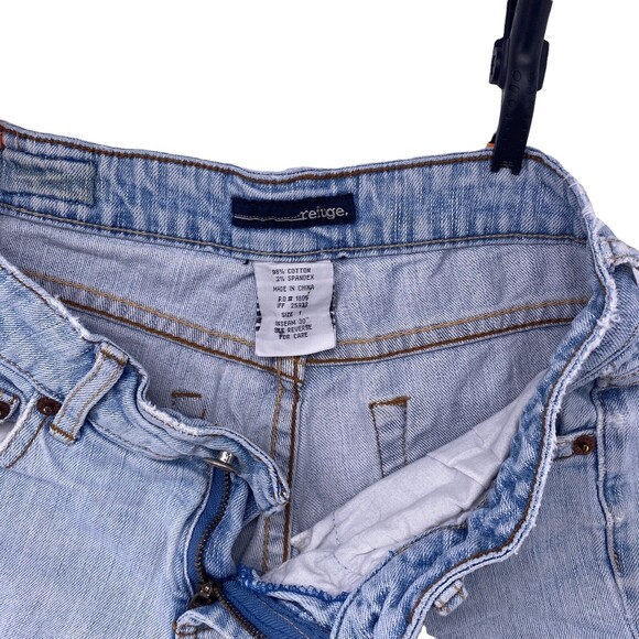 Refuge Jean Shorts Women Size 1 Light Wash Fade Destructed Denim Cut Off - Picture 6 of 6